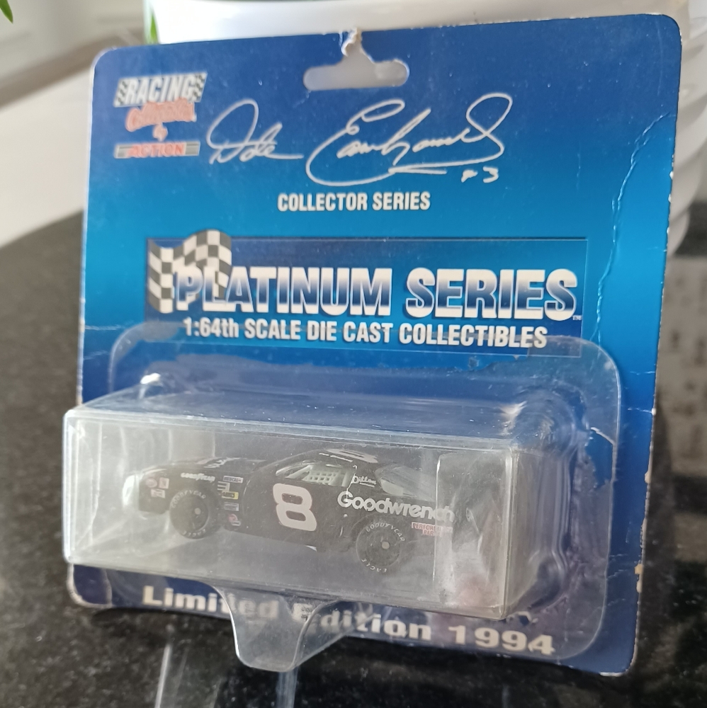 Racing Collectables by Action Dale Earnhardt Limited Edition 1994 1:64.